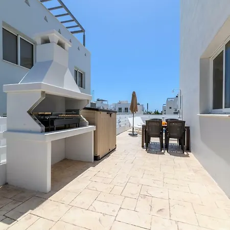 Nissini #4 Agia Napa